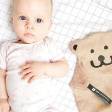 Lade das Bild in den Galerie-Viewer, BUDDY "Brom The Bear" Schmusetuch *personalisierbar* freeshipping - Happy Giggles