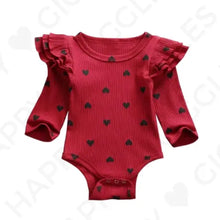Lade das Bild in den Galerie-Viewer, Langarm Body aus Feinripp mit Herz-Print freeshipping - Happy Giggles