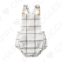 Lade das Bild in den Galerie-Viewer, Latzhose "Clover" freeshipping - Happy Giggles