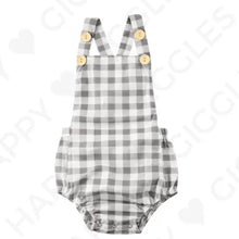 Lade das Bild in den Galerie-Viewer, Latzhose "Clover" freeshipping - Happy Giggles