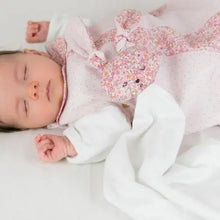 Lade das Bild in den Galerie-Viewer, Schmusetuch aus Bio-Baumwolle in rosa *personalisierbar* freeshipping - Happy Giggles