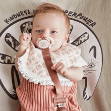 Lade das Bild in den Galerie-Viewer, Schnuller - Sweet Date - Happy Giggles