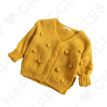 Lade das Bild in den Galerie-Viewer, Strickjacke mit süßen Pom Poms freeshipping - Happy Giggles