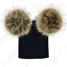 Lade das Bild in den Galerie-Viewer, Strickmütze mit Fellbommeln freeshipping - Happy Giggles
